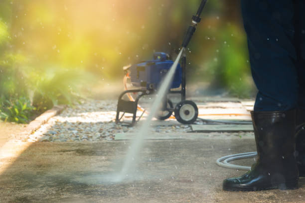 Best Gutter Cleaning  in Mechanicstown, NY